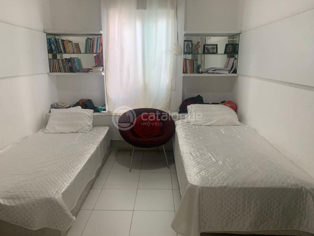 Linda casa no cond. Padre monte com 5 suites