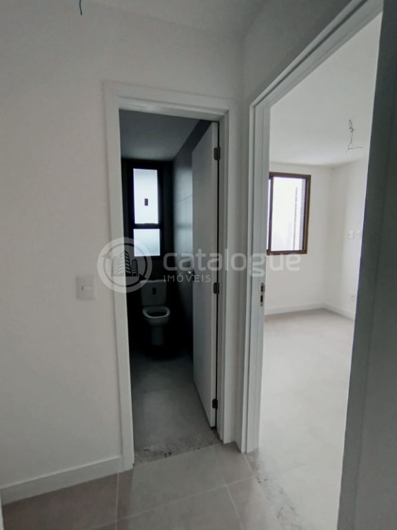 20° andar no tirol apartamento novo