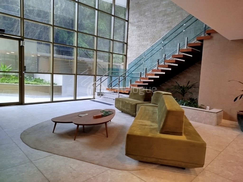 20° andar no tirol apartamento novo