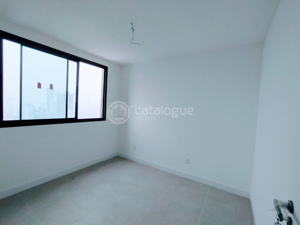 20° andar no tirol apartamento novo