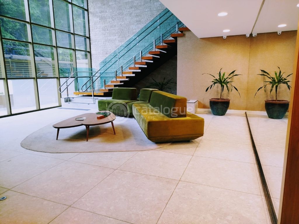 20° andar no tirol apartamento novo