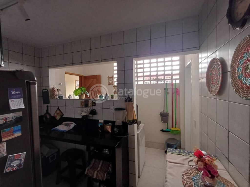 Apartamento 2 Quartos + Dependência no condomínio Mar do Sul II Capim Macio Excelente Localização