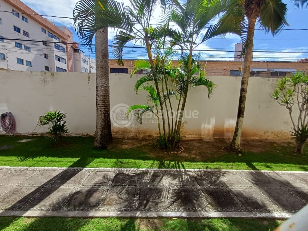 Apartamento 2 Quartos + Dependência no condomínio Mar do Sul II Capim Macio Excelente Localização