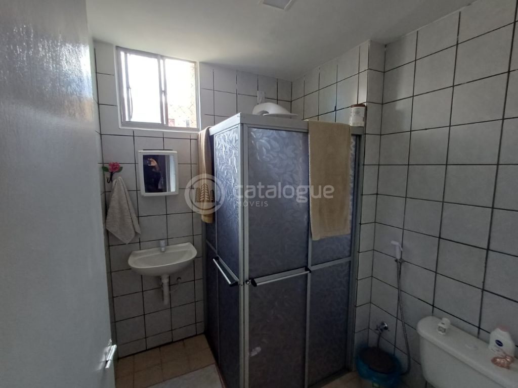 Apartamento 2 Quartos + Dependência no condomínio Mar do Sul II Capim Macio Excelente Localização