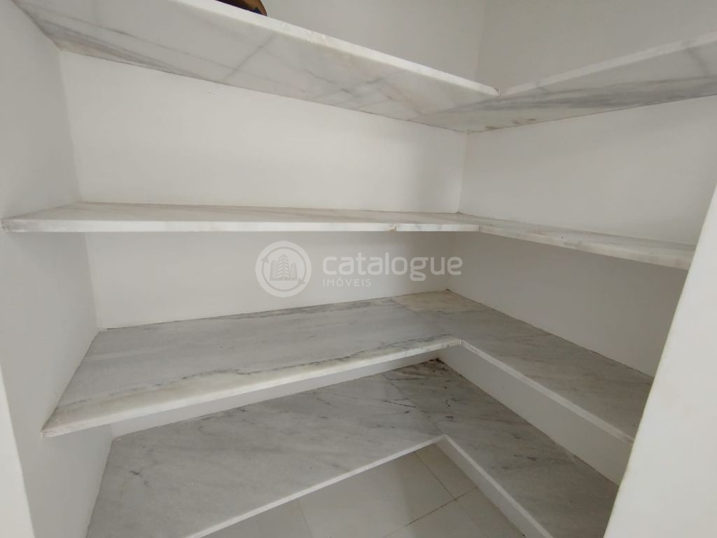 Casa com 3 suítes em condomínio da zona sul de natal