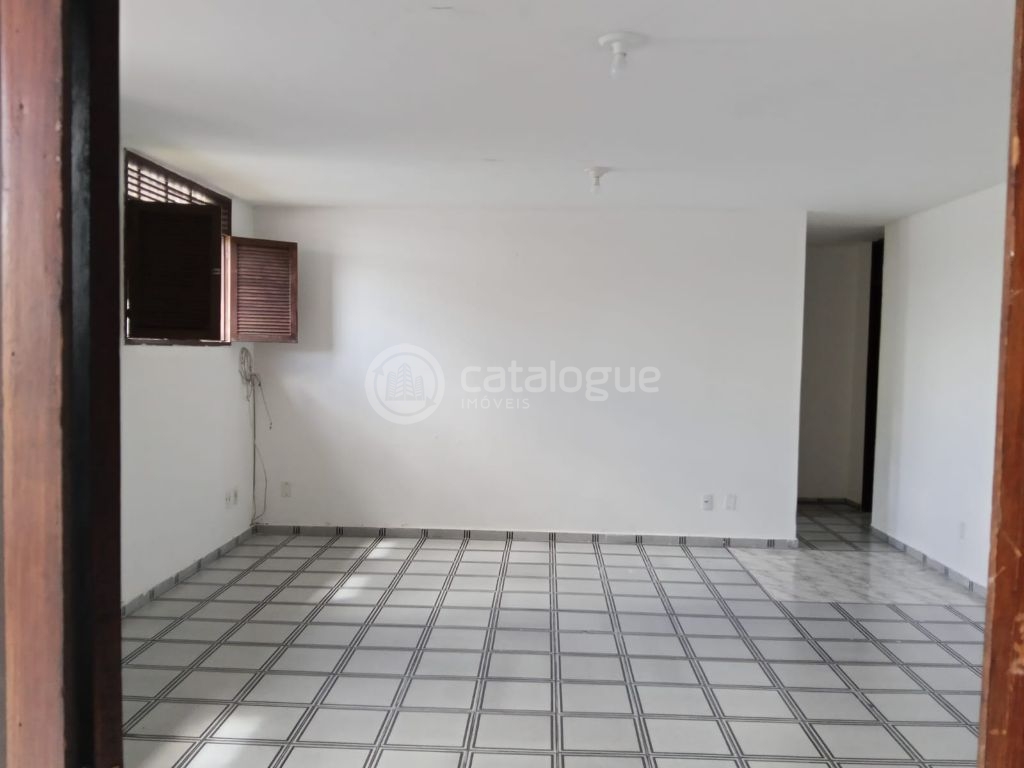 Excelente casa grande a venda na zona norte natal/rn