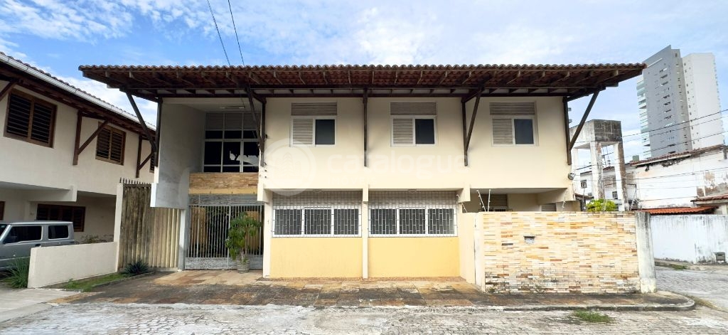 Casa locação Residencial/ comercial Tirol Natal RN Próximo ao Restaurante Marechal, Restaurante Bacalhau Lusitano, Hospital da Polícia Militar, Hospital Rio Grande