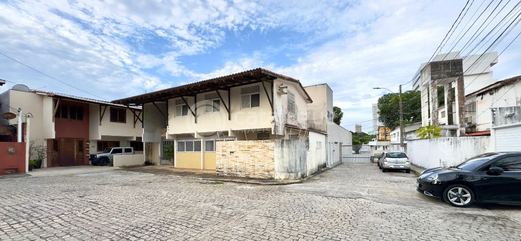 Casa locação Residencial/ comercial Tirol Natal RN Próximo ao Restaurante Marechal, Restaurante Bacalhau Lusitano, Hospital da Polícia Militar, Hospital Rio Grande