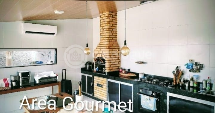 Casa espetacular 100% climatizada e com usina com capacidade