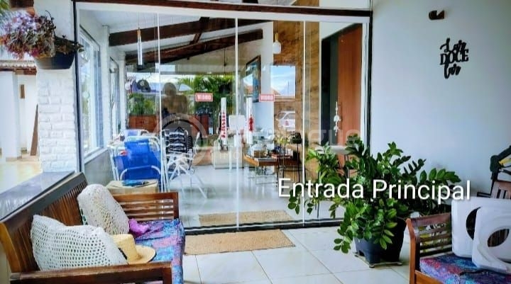 Casa espetacular 100% climatizada e com usina com capacidade