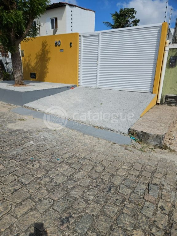 Belíssima casa com cozinha ilhada em Nova Parnamirim/RN