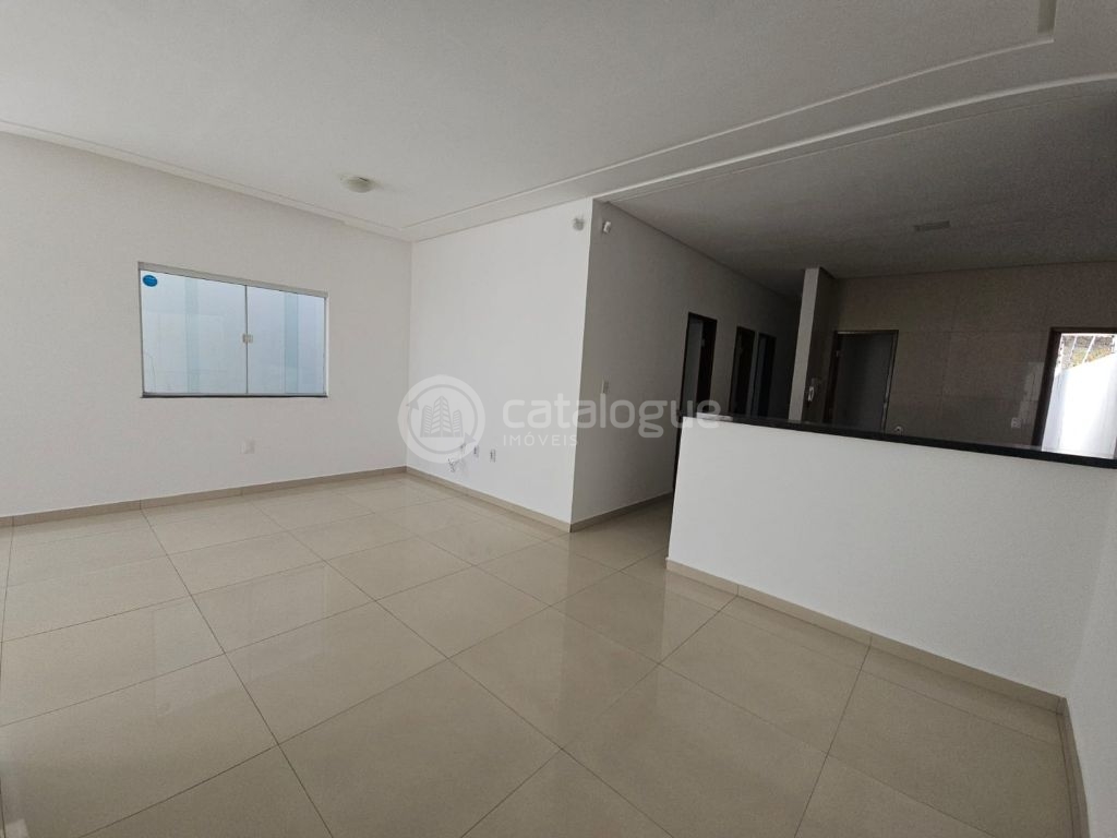 Belíssima casa com cozinha ilhada em Nova Parnamirim/RN