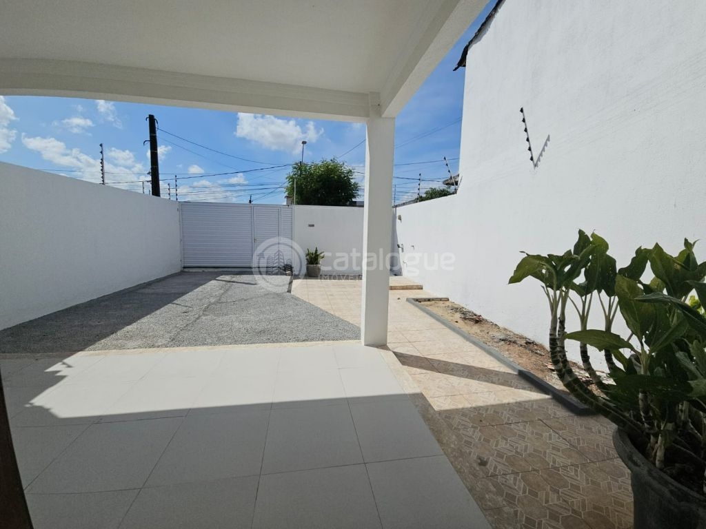 Belíssima casa com cozinha ilhada em Nova Parnamirim/RN