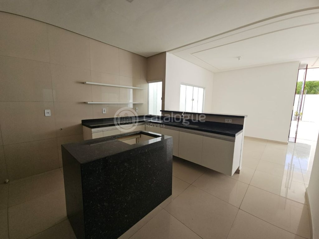 Belíssima casa com cozinha ilhada em Nova Parnamirim/RN
