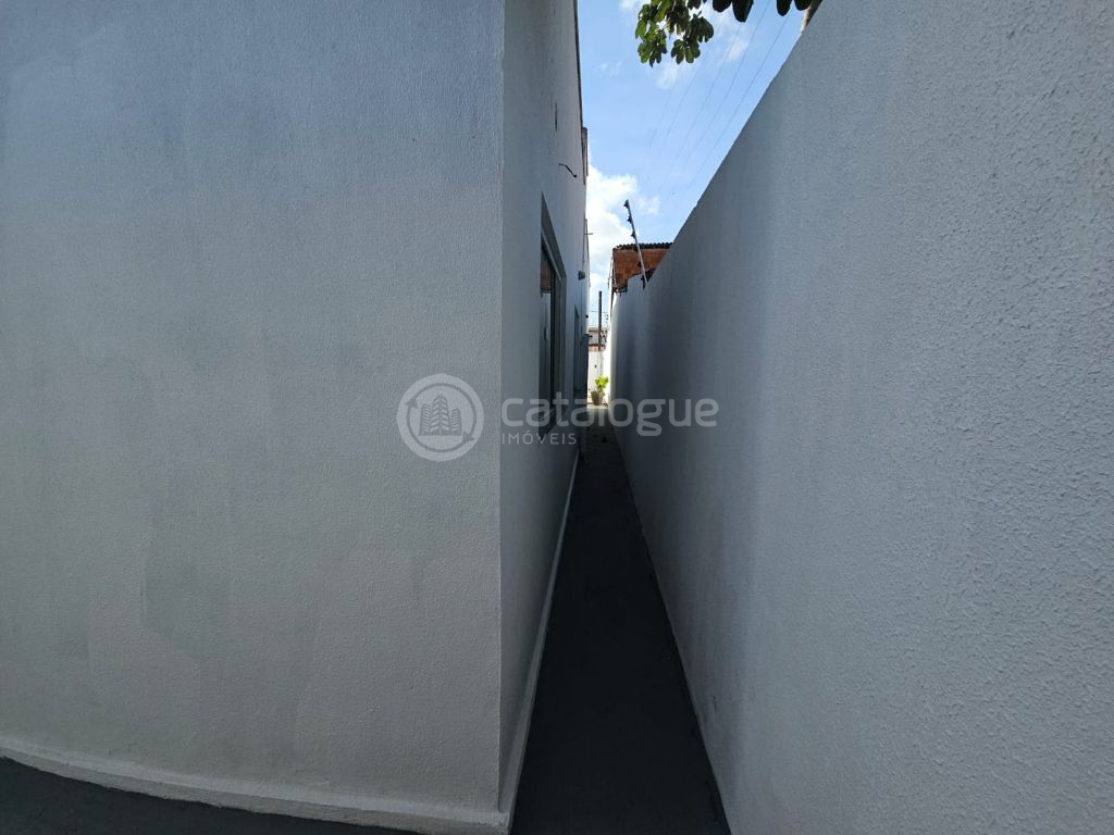 Belíssima casa com cozinha ilhada em Nova Parnamirim/RN