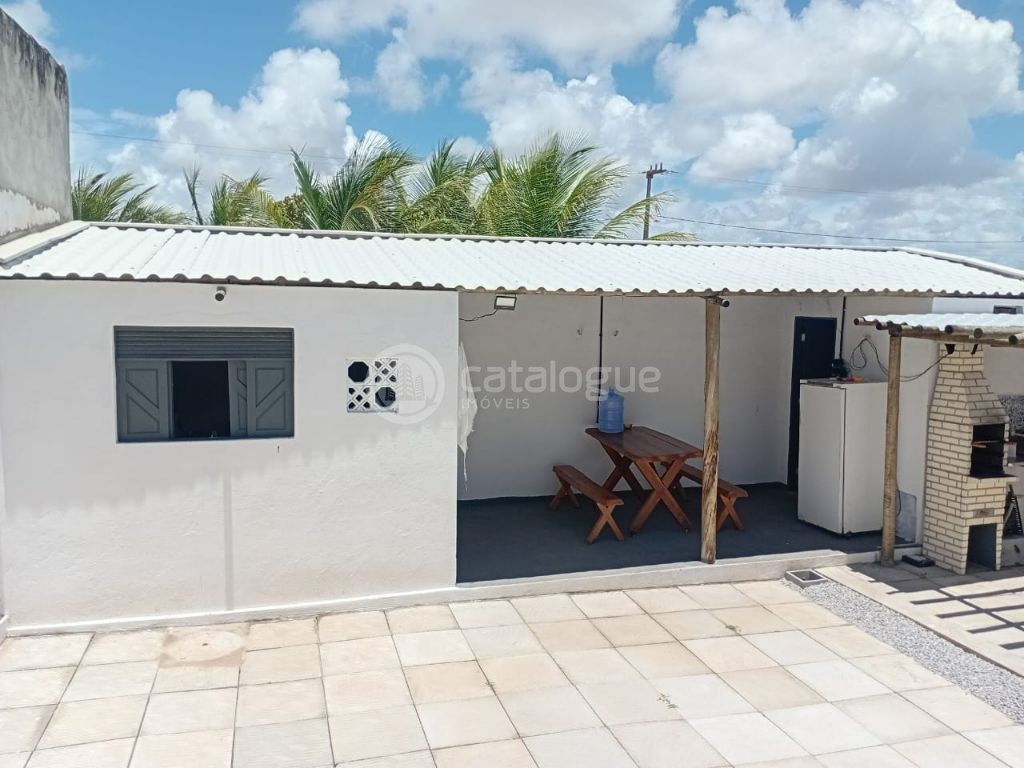 Casa alta, lado da sombra e ventilada em zumbi/ rn