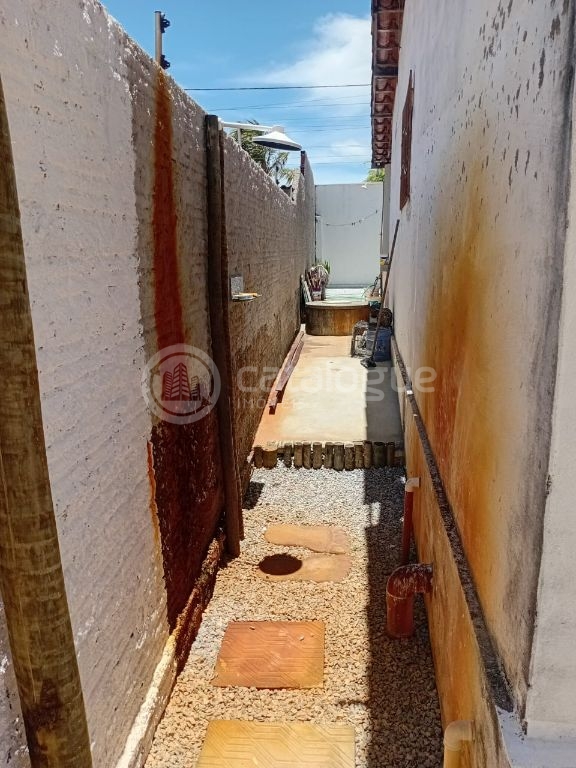 Casa alta, lado da sombra e ventilada em zumbi/ rn