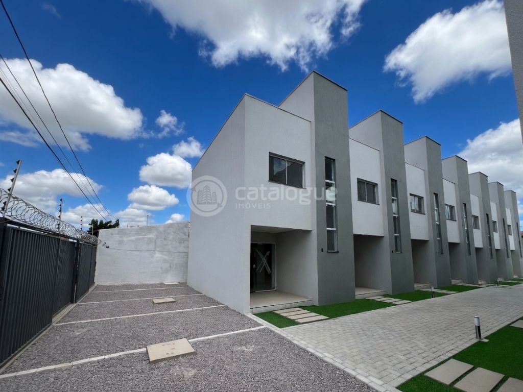 Casas triplex de alto padrão em parnamirim