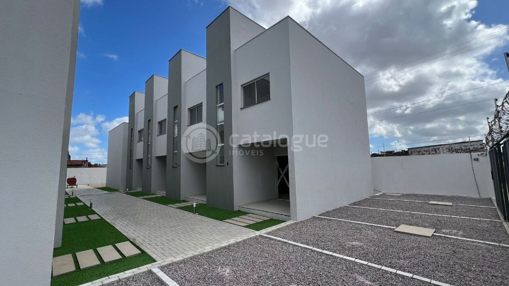 Casas triplex de alto padrão em parnamirim