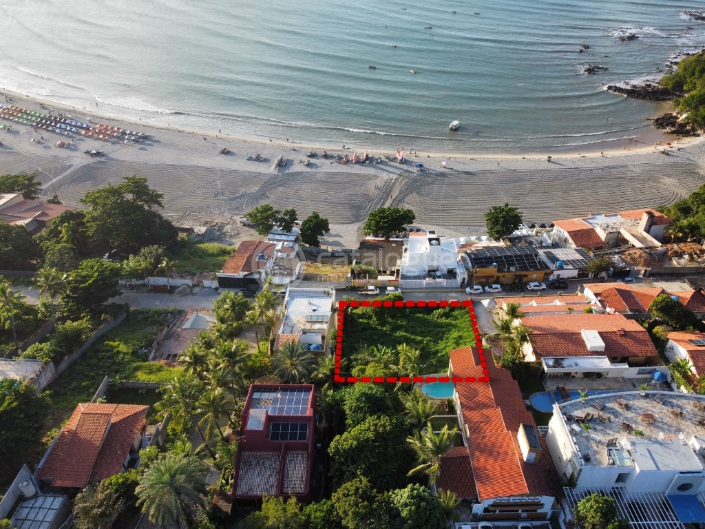 Terreno em ponta negra com vista para o mar