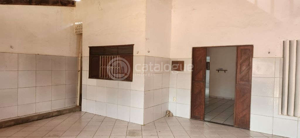 Linda casa a venda no bairro que mais esta sendo valorizado 