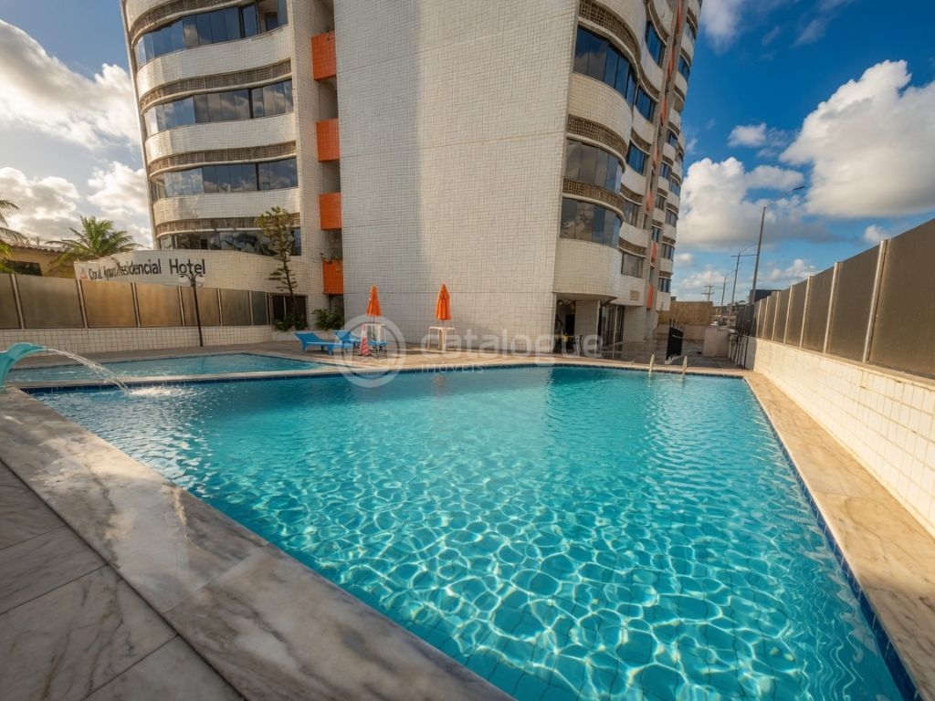 Flat semimobiliado com vista para o mar na praia do meio