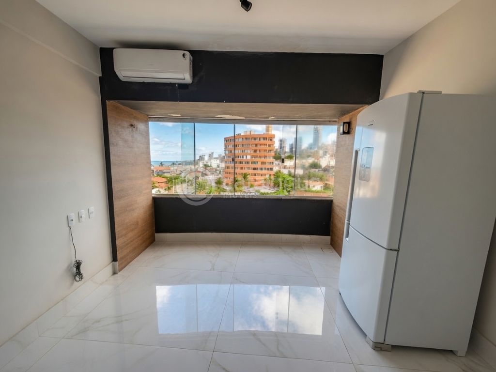 Flat semimobiliado com vista para o mar na praia do meio
