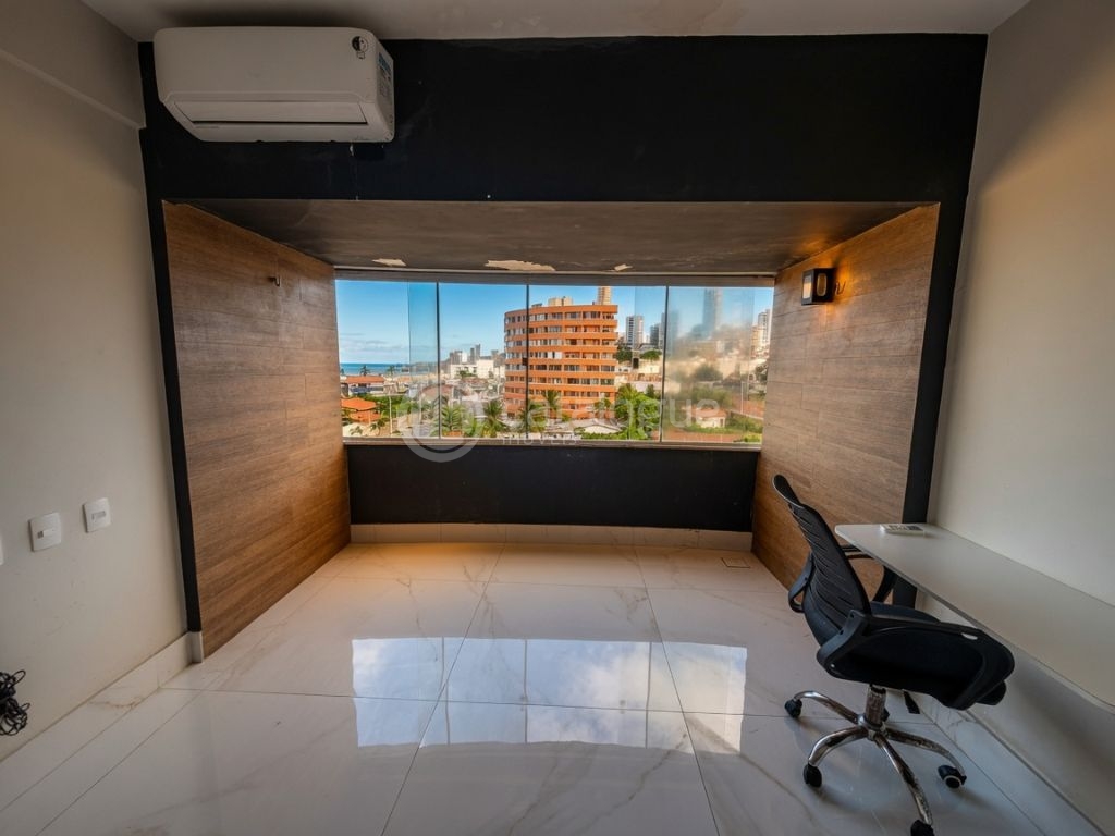 Flat semimobiliado com vista para o mar na praia do meio