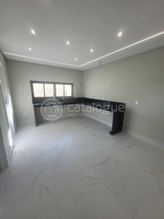Casa luxuosa com 5 suítes em parnamirim - oportunidade única