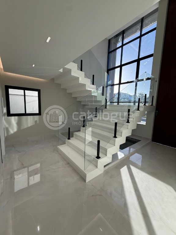 Casa luxuosa com 5 suítes em parnamirim - oportunidade única