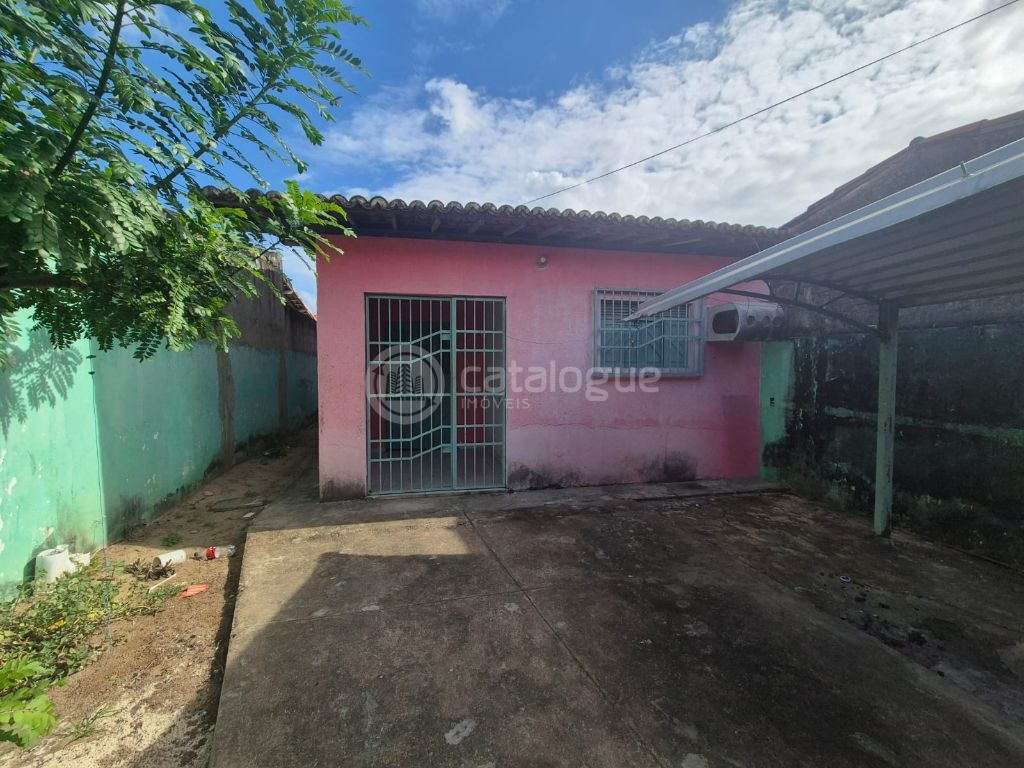 Somente á vista!vende uma casa em parnamirim de 2 quartos