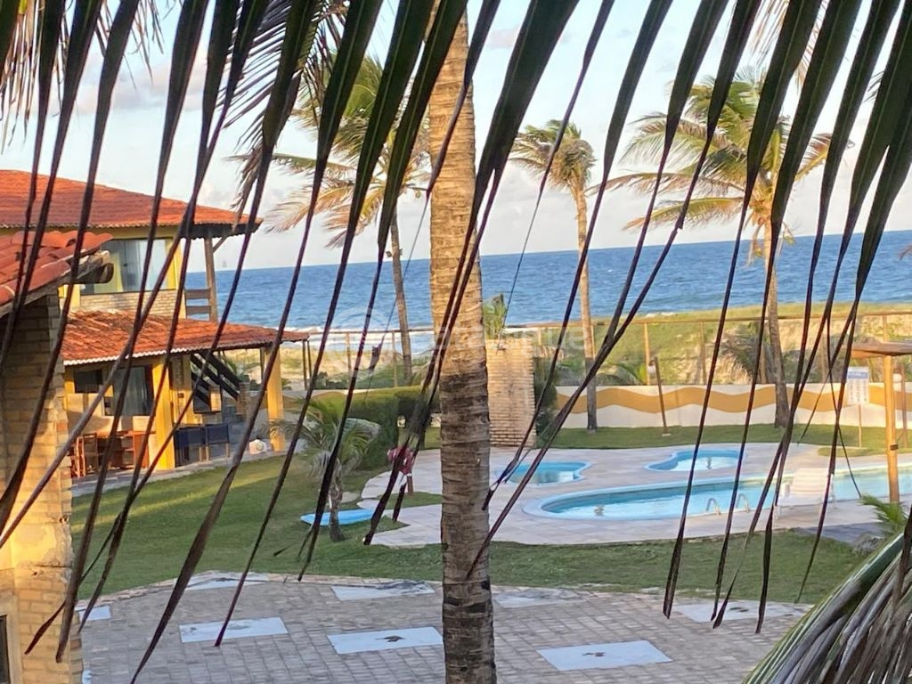 Beira mar apartamento estilo chalé mobiliado em condomínio e