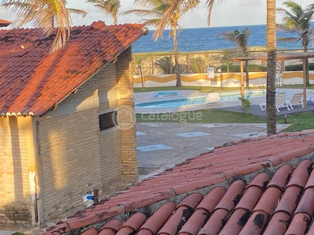 Beira mar apartamento estilo chalé mobiliado em condomínio e