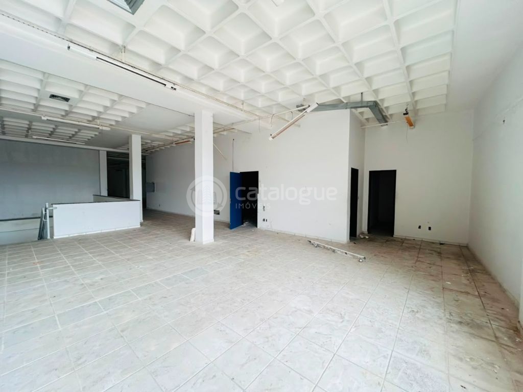 Excelente prédio comercial para locação - 1.800 m²