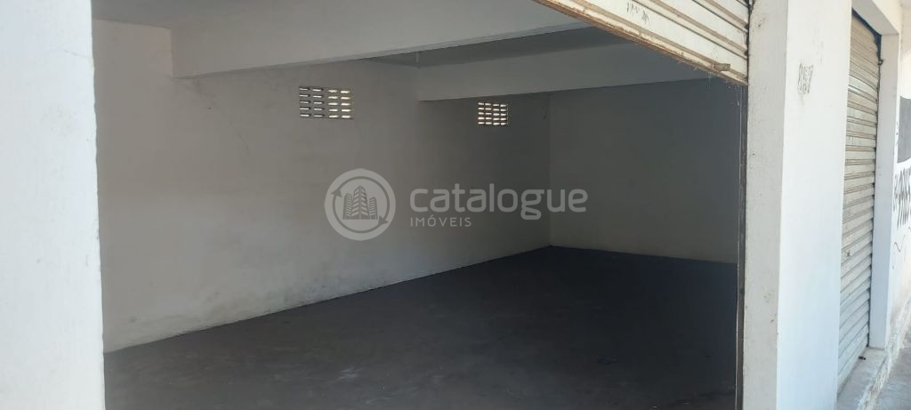 Galpão comercial à venda – 168 m² av. Edgardo medeiros – piu