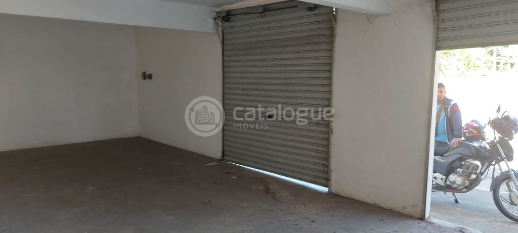 Galpão comercial à venda – 168 m² av. Edgardo medeiros – piu