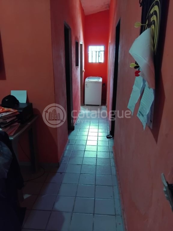 Imóvel com 3 casas independentes