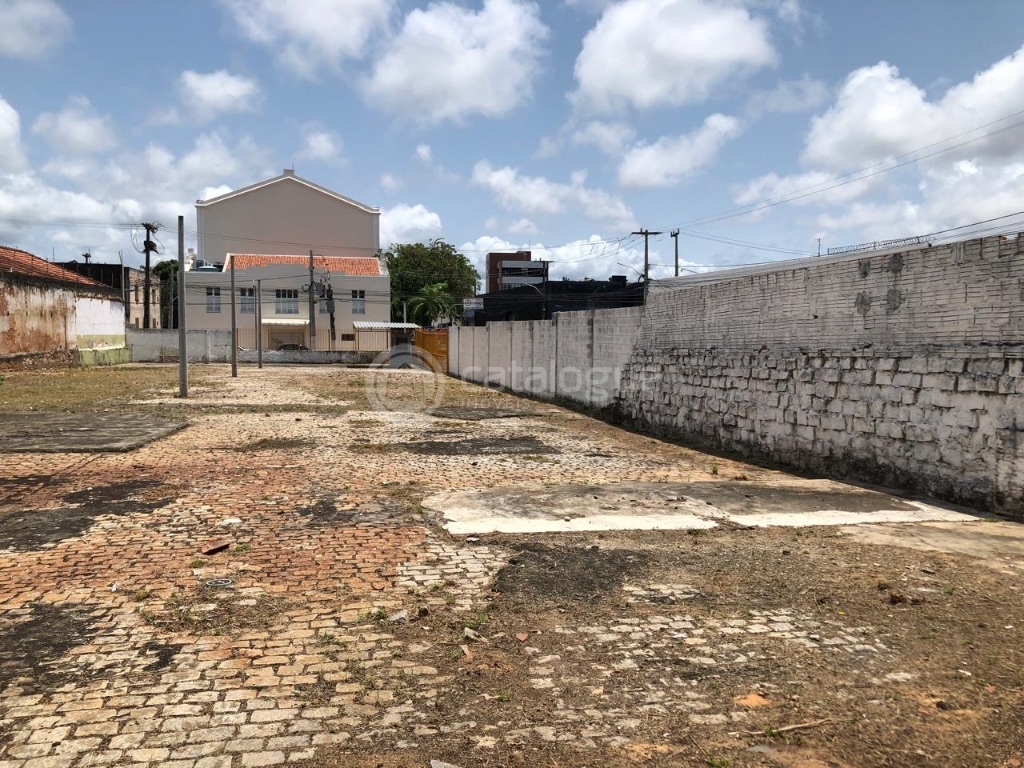 Terreno Comercial à Venda e Locação no Bairro Ribeira, Natal