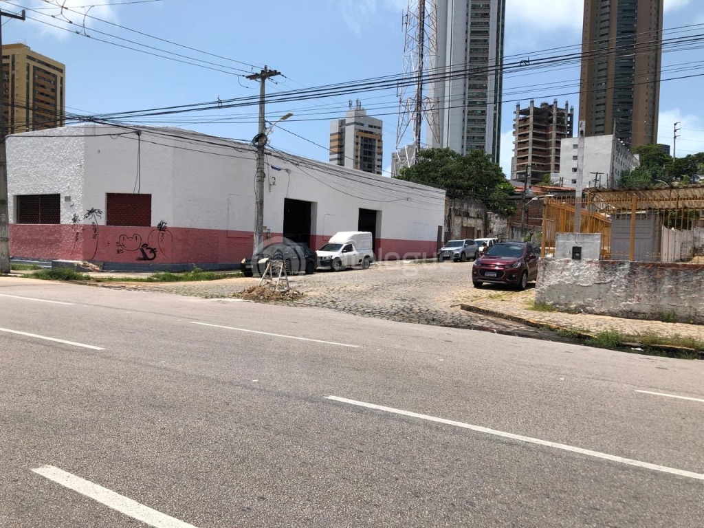 Terreno Comercial à Venda e Locação no Bairro Ribeira, Natal