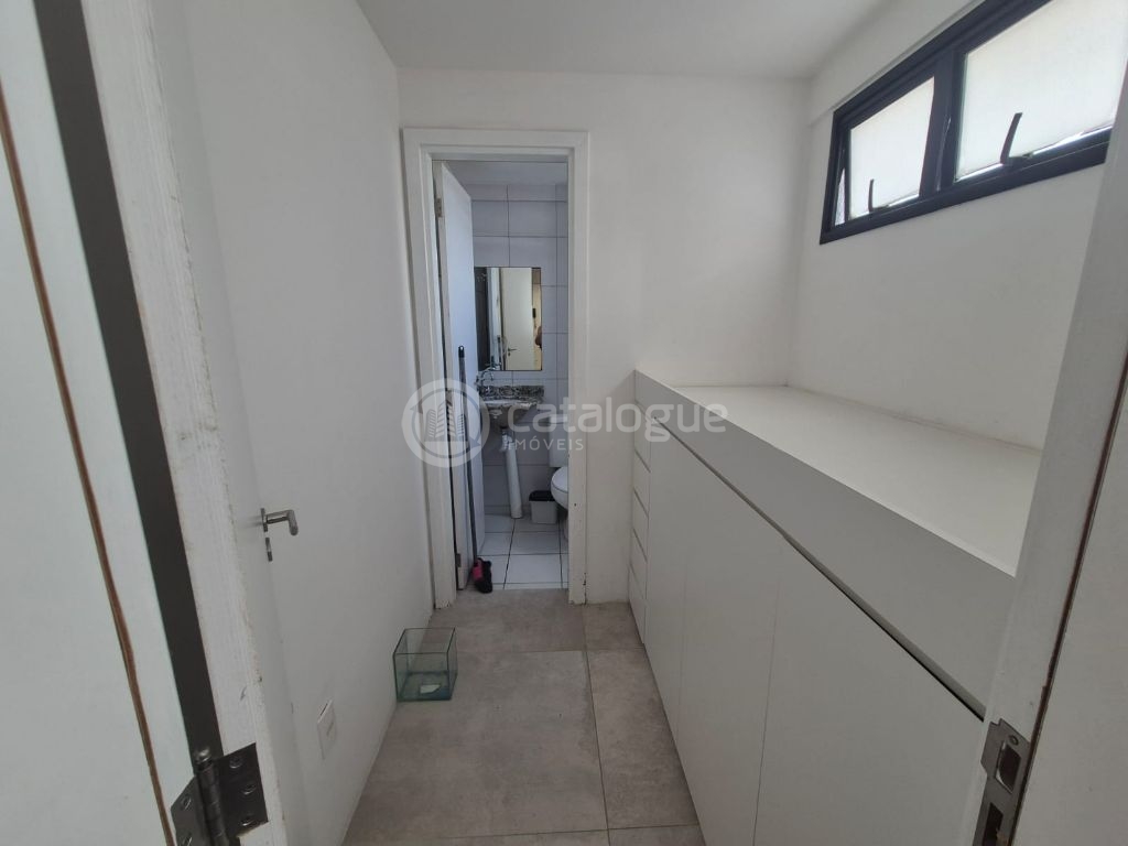 Vendo Lindo Apartamento no Ed. Mirante da Praia com 92 m2 3 quartos sendo 1 suíte