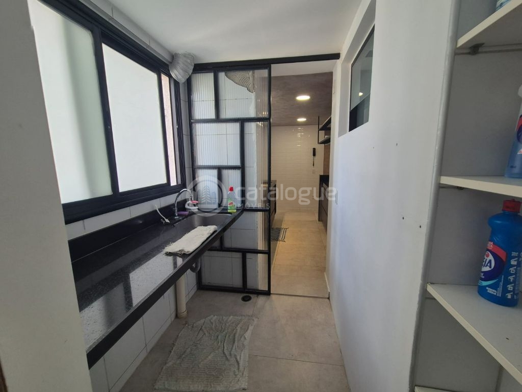 Vendo Lindo Apartamento no Ed. Mirante da Praia com 92 m2 3 quartos sendo 1 suíte