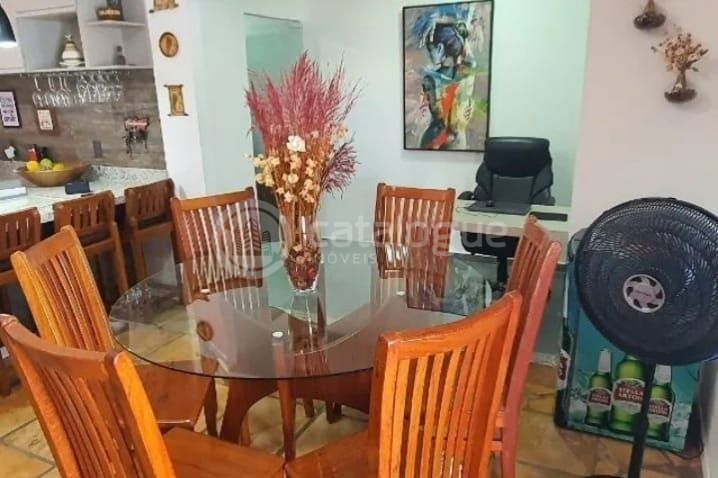 Casa mobiliada em condomínio à venda no Paraíso onde é festejado todos os anos um dos maiores Réveillon do RN e do Brasil. O Marco Zero Touros/RN