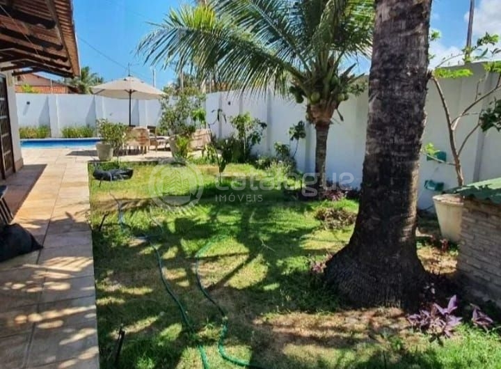 Casa mobiliada em condomínio à venda no Paraíso onde é festejado todos os anos um dos maiores Réveillon do RN e do Brasil. O Marco Zero Touros/RN