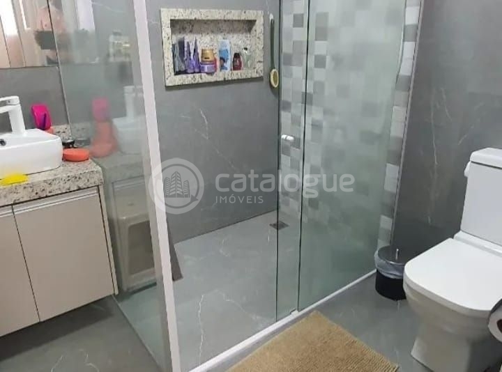 Casa mobiliada em condomínio à venda no Paraíso onde é festejado todos os anos um dos maiores Réveillon do RN e do Brasil. O Marco Zero Touros/RN