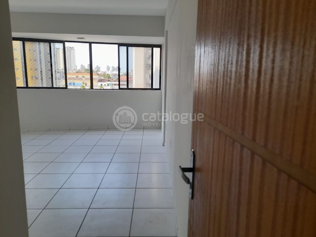 Excelente lado da sombra partamento a venda no bairro que mais cresce Nova Parnamirim /RN Avenida principal que dá acesso a Av Salgado Filho, Loja Havan, a Ford , ao CEEP( Centro de Ensino), ponto…