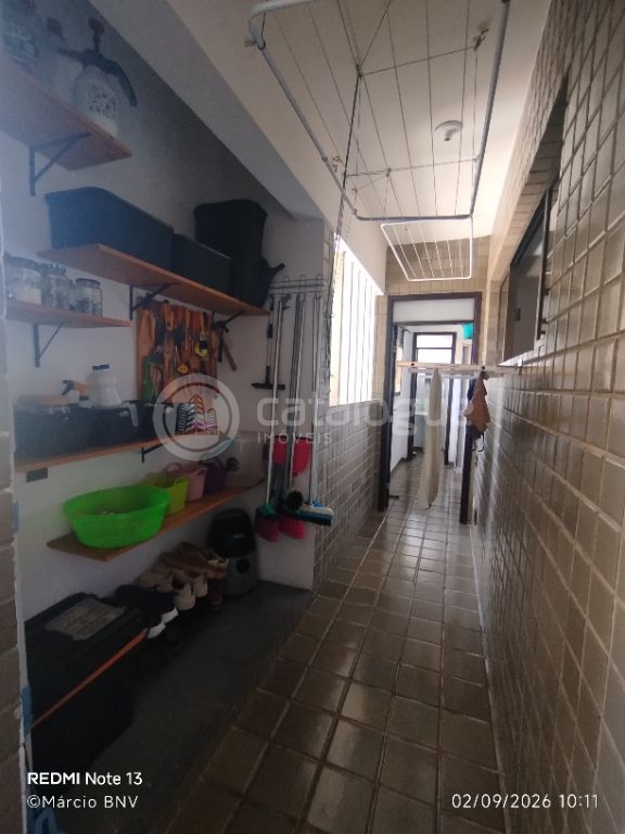 Exclusividade em Petrópolis: 1 Por Andar com 296 m², 4 Suítes e Permuta