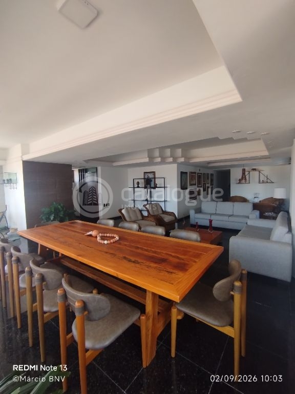 Exclusividade em Petrópolis: 1 Por Andar com 296 m², 4 Suítes e Permuta