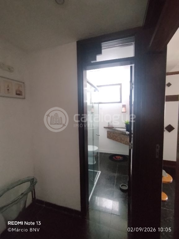Exclusividade em Petrópolis: 1 Por Andar com 296 m², 4 Suítes e Permuta