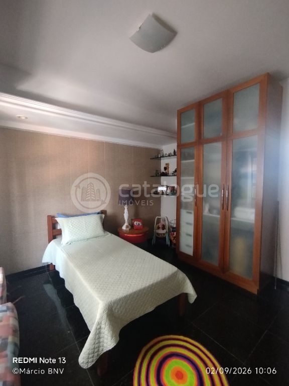 Exclusividade em Petrópolis: 1 Por Andar com 296 m², 4 Suítes e Permuta