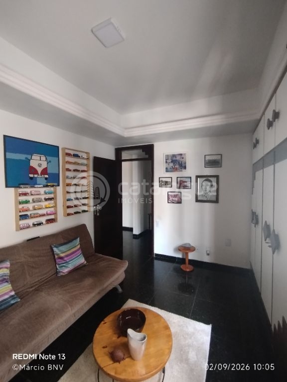 Exclusividade em Petrópolis: 1 Por Andar com 296 m², 4 Suítes e Permuta